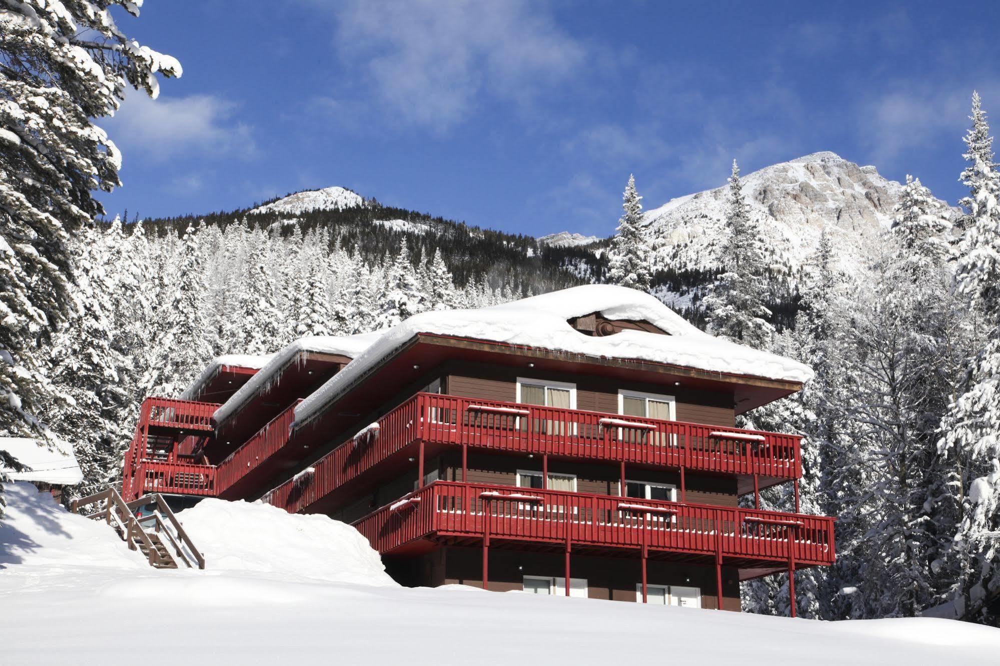 The Great Divide Lodge Field Εξωτερικό φωτογραφία