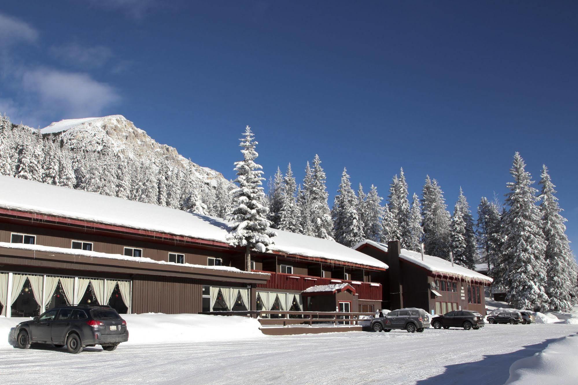 The Great Divide Lodge Field Εξωτερικό φωτογραφία